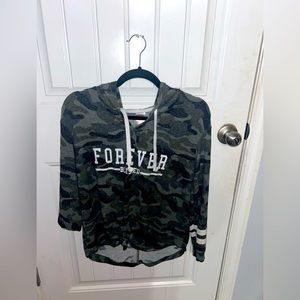 Forever Camo Shirt. Size: Small